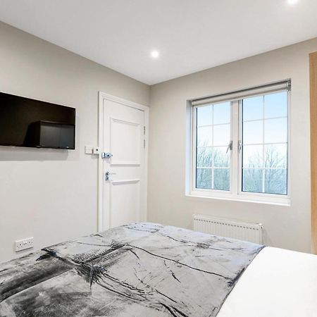런던 Cosy Studio Flat 아파트 외부 사진